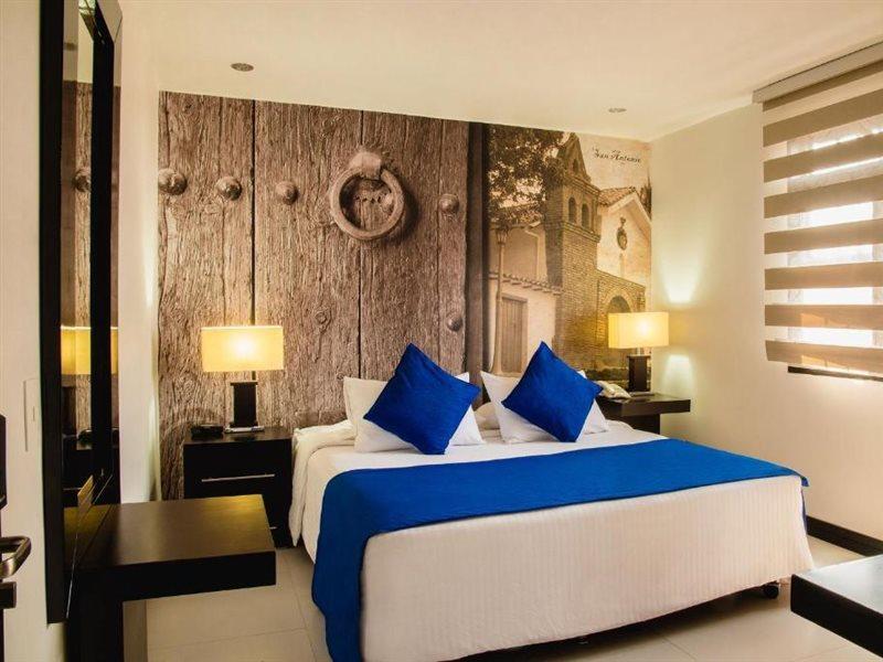 Aw Hotel Puerta De San Antonio Cali Esterno foto