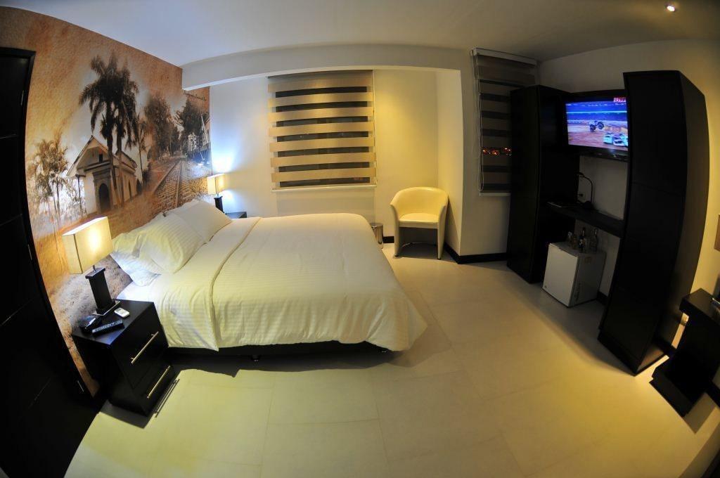 Aw Hotel Puerta De San Antonio Cali Camera foto