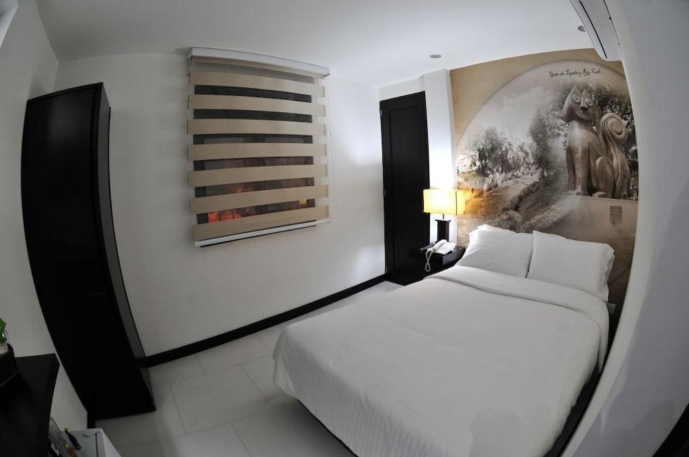 Aw Hotel Puerta De San Antonio Cali Esterno foto